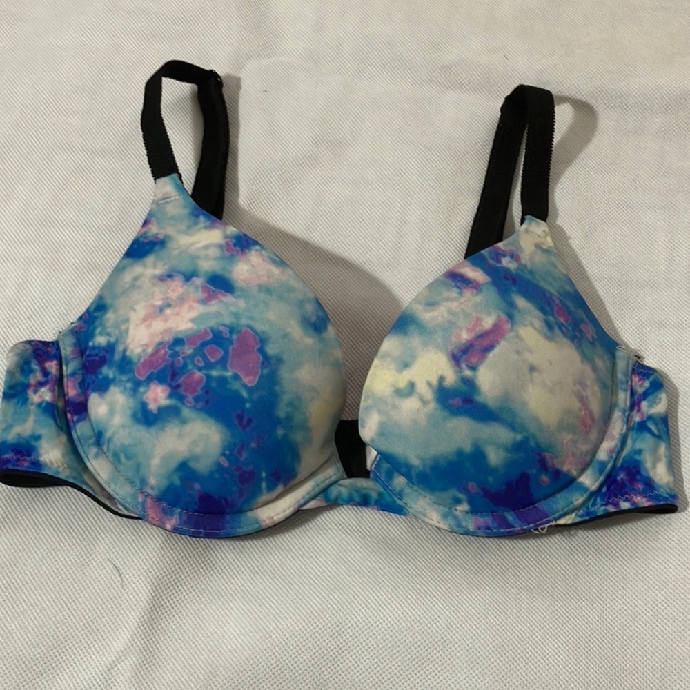 32AA PINK Victoria's Secret Blue and Pink Cloud Bra